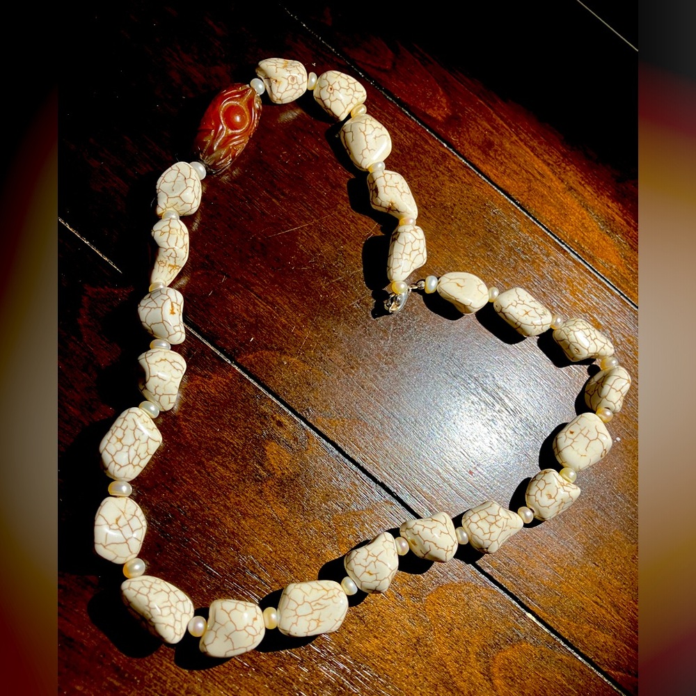 Stone necklace with agate - Picture 1 of 2